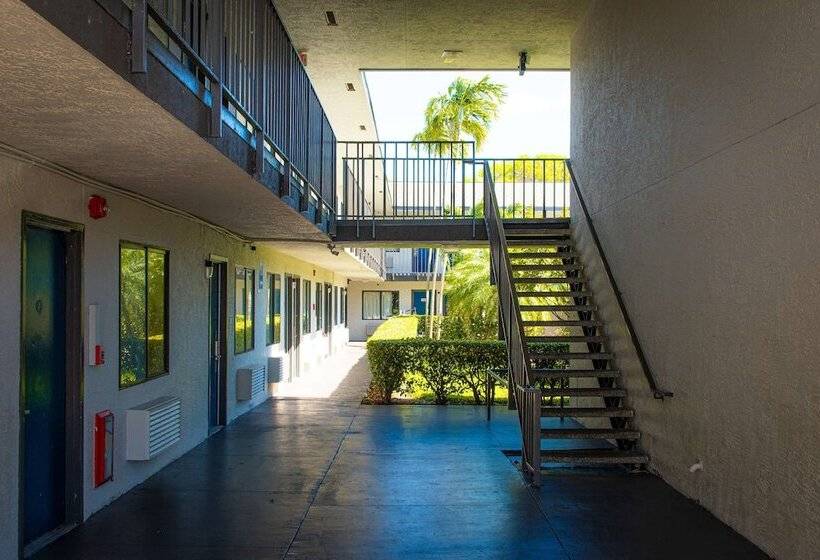 Motel 6 Lantana West Palm Beach, Fl