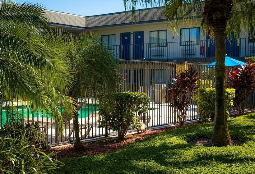 Motel 6 Lantana West Palm Beach, Fl