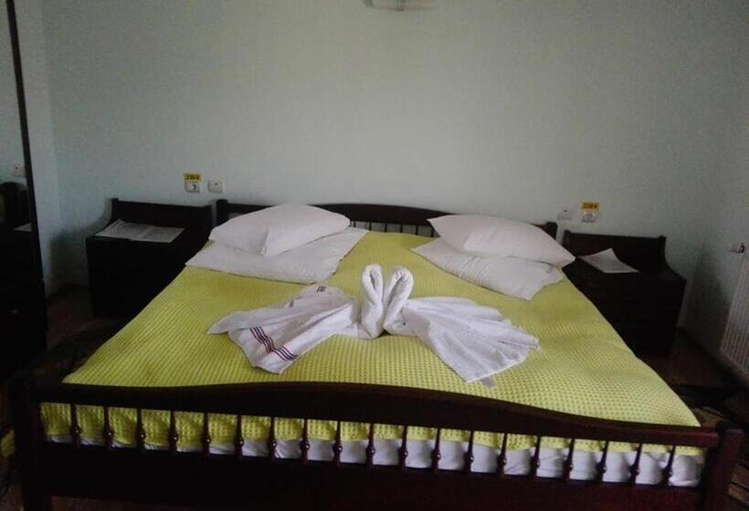 پانسیون Grandemi Belvedere Bucovina