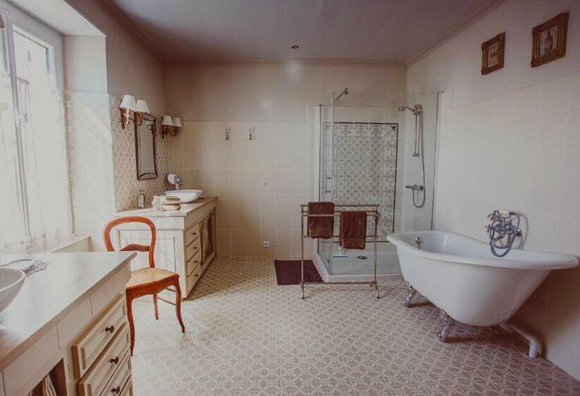 住宿加早餐  Chambre D Hôtes Au Jardin De La Bachellerie