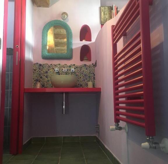 تختخواب و صبحانه Encanto Di Arlia