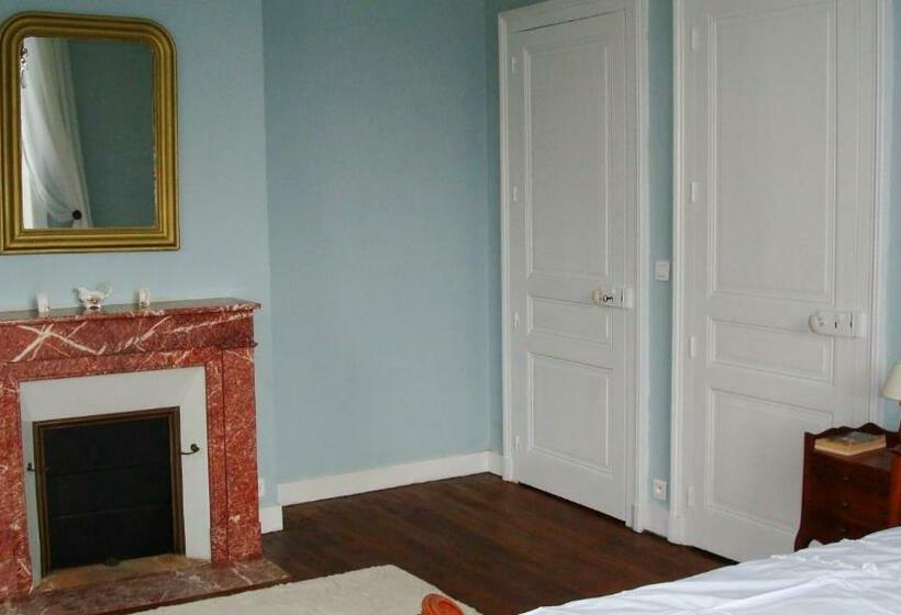 مبيت وإفطار La Belle Maison