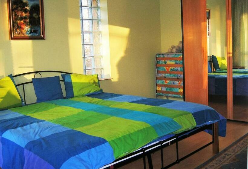 بنسيون Aqua Apartman