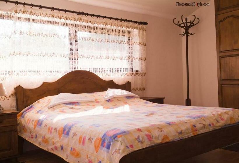 ペンション Neda S House