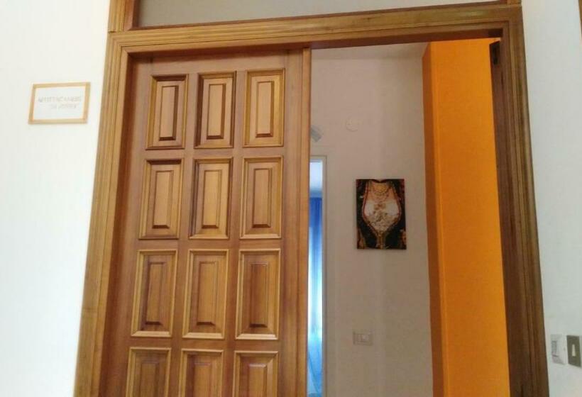 פנסיון B&b Sa Zodia Guest House