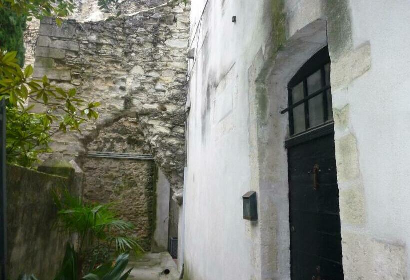 تختخواب و صبحانه Le Cloitre Du Couvent