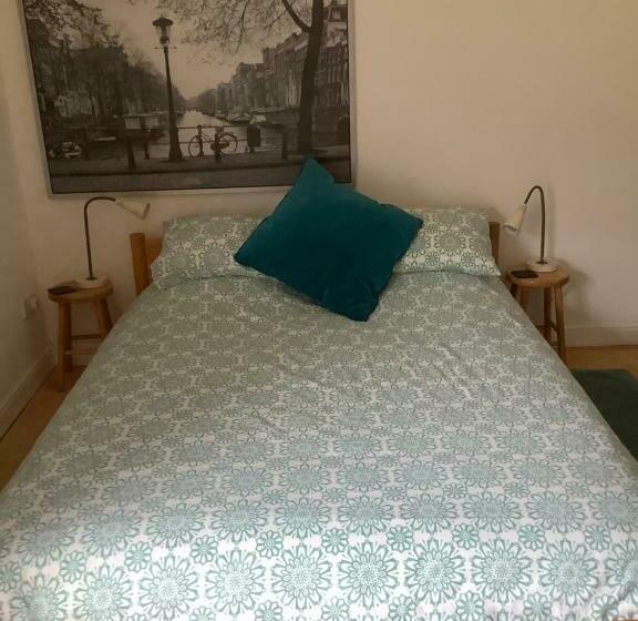 צימר Primrose Villa Self Catering Bnb