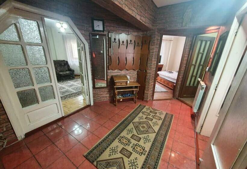 Пансион Casa Caprioara