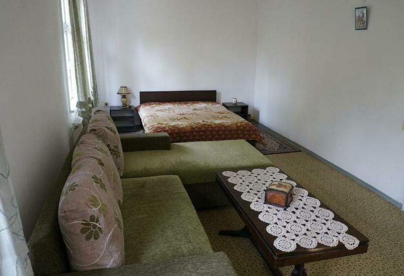 ペンション Guest House Pepeliana