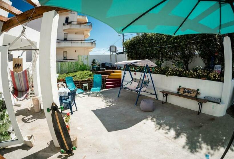 호스텔 Native Surfhouse