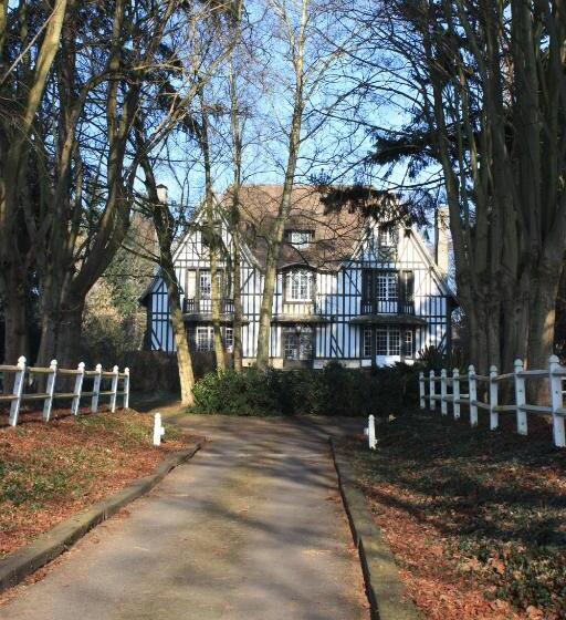 Bed and Breakfast Le Prieuré Boutefol