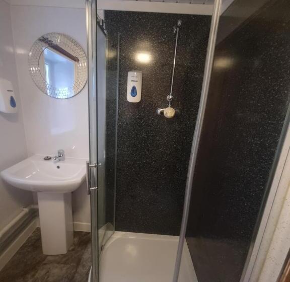 Blackwater Hostel