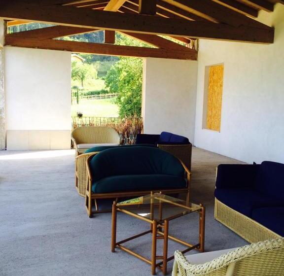 هتل Agriturismo Casa Del Castagneto