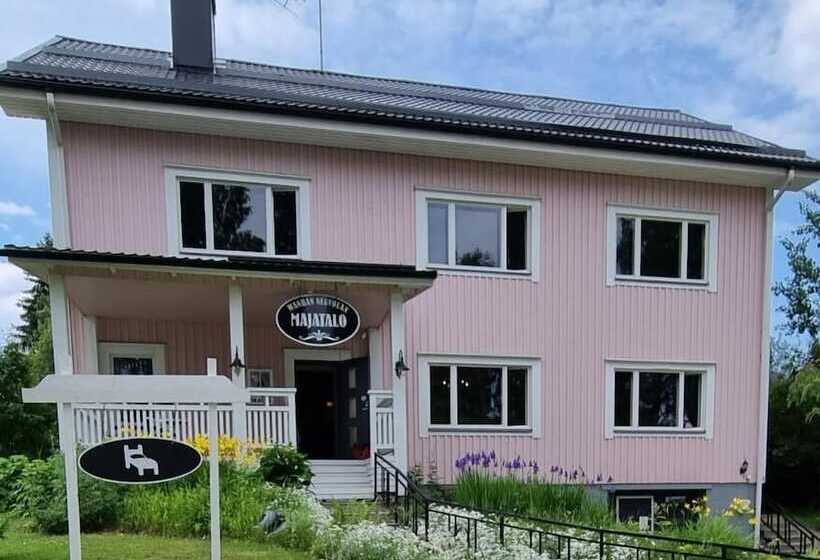 بنسيون Wanha Neuvola Guesthouse