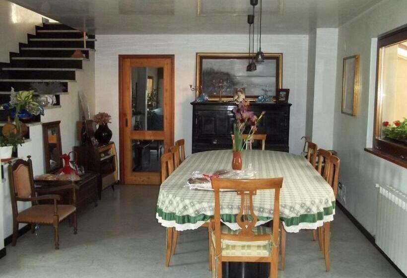 تختخواب و صبحانه Villa Ambrosia