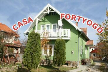 پانسیون Casa Fortyogo