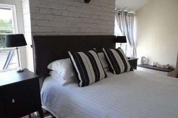 هاستل The Dundry Inn