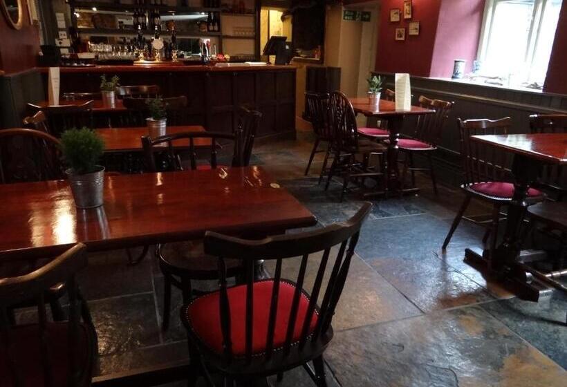 هاستل The Dundry Inn
