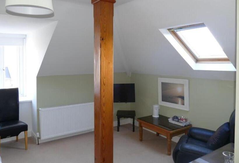 تختخواب و صبحانه Avonmore House   Room Only Accommodation