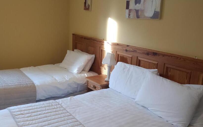 تختخواب و صبحانه Avonmore House   Room Only Accommodation