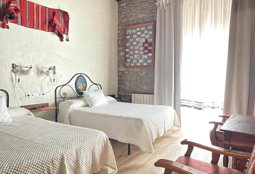 بنسيون Casa Sara