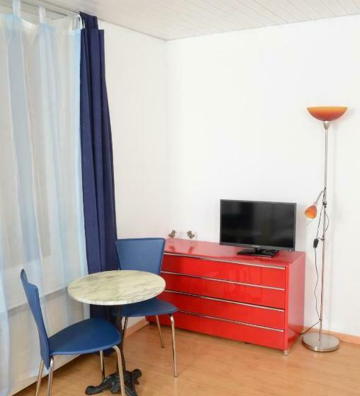 پانسیون Guesthouse Casa Esperanza Basel