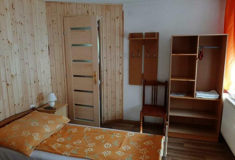 پانسیون Kiskastély Fogadó étterem