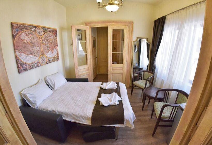 بنسيون La Maisonnette