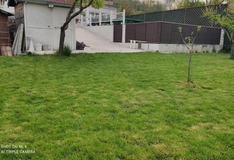 Bed and Breakfast Borgo Lamurese