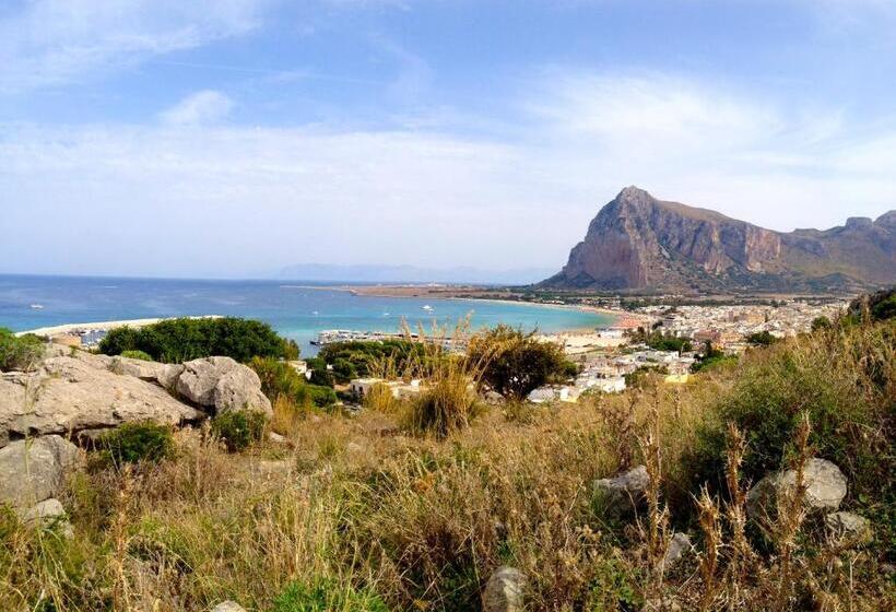 تختخواب و صبحانه La Terrazza Di San Vito