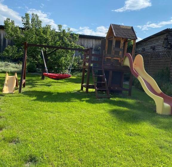 住宿加早餐  Penzión Vila Petra Bed&breakfast