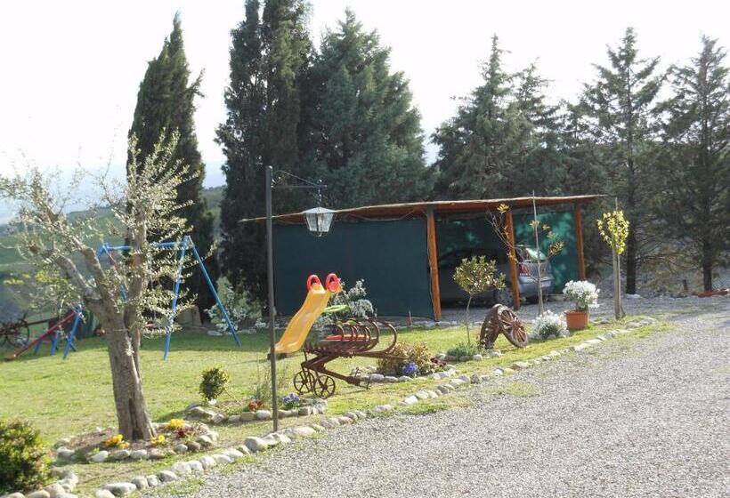 فندق Agriturismo Collomici