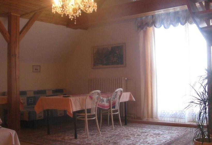 فندق Apartmány Sedmikráska