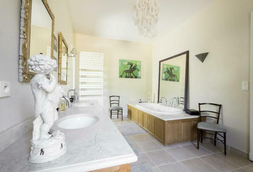 פנסיון Le Manoir D Elise