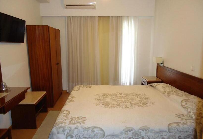 پانسیون Residencial Coroa D Ouro