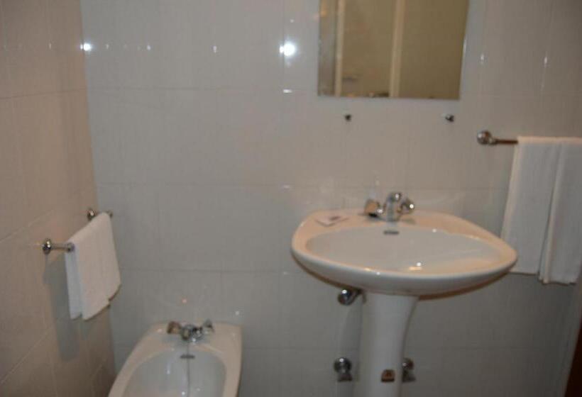 پانسیون Residencial Coroa D Ouro