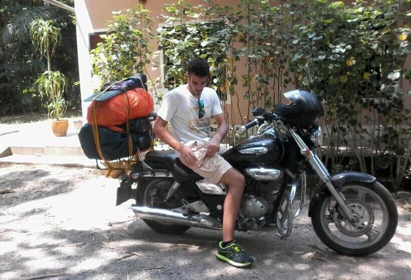 旅馆 Suan Bang Bon Guest House