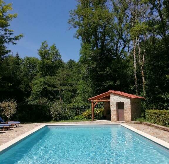 Bed and Breakfast Domaine De La Brugere