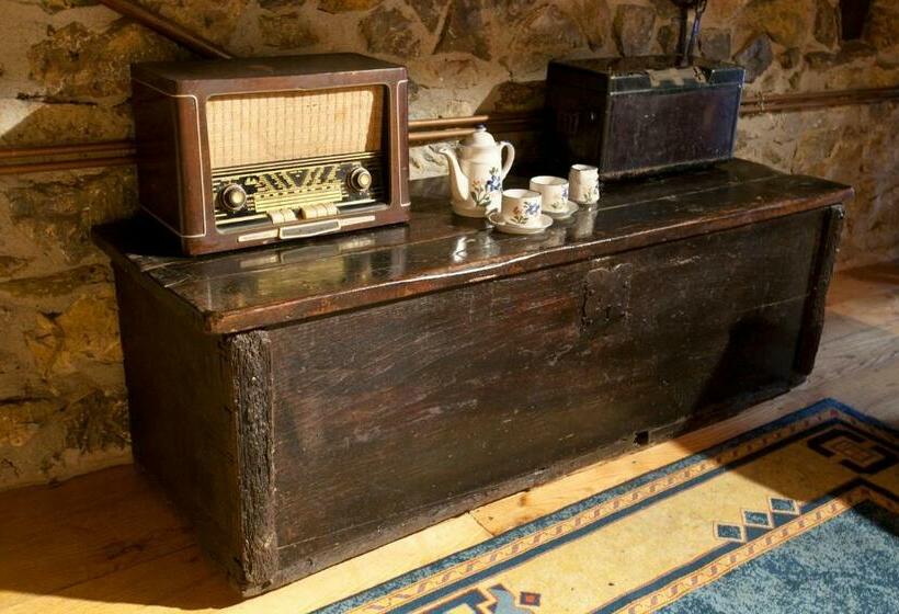 بنسيون Agroturismo Izarre