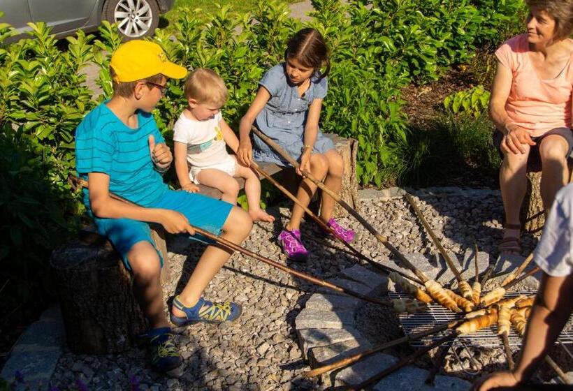 ペンション Familienbauernhof Salmanner