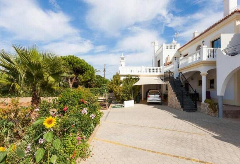 پانسیون Residencia Quinta Do Poço Guesthouse