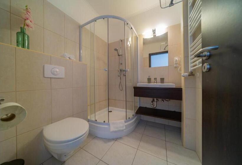 A16 Design Panzió
