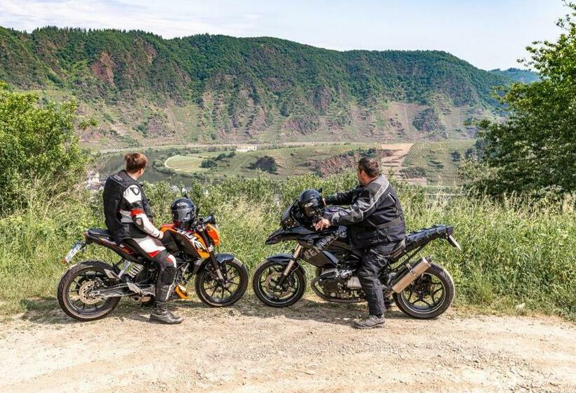 ユースホステル Landgasthaus Moselhöhe