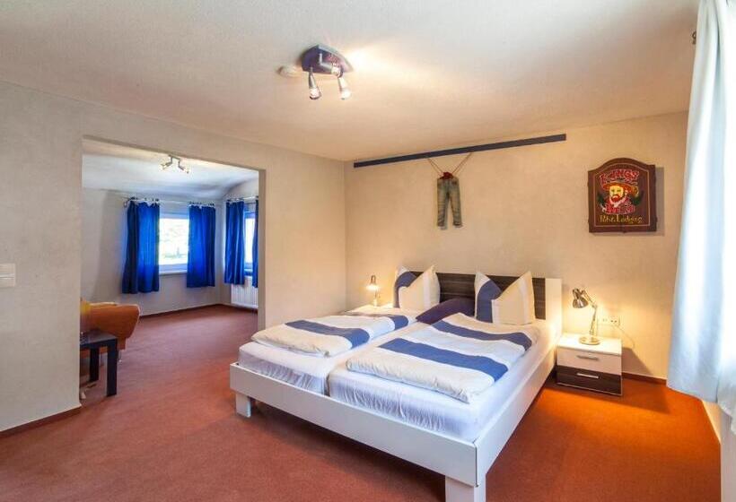 ユースホステル Longhorn Ranch Countryhotel   Garni