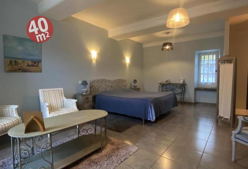 ベッドアンドブレックファースト Domaine Les Bertrands