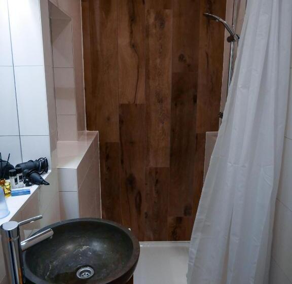 فندق / Pension Villa Tanahlot