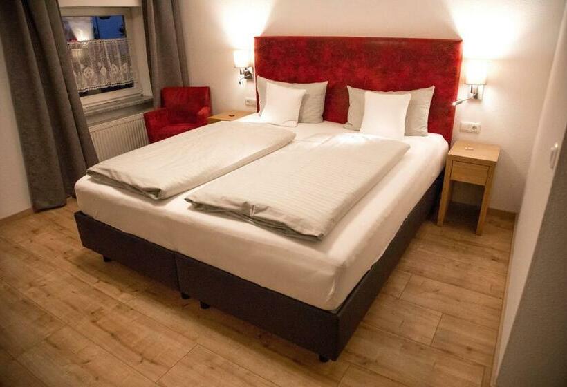 Отель Schlossgasthof Rösch