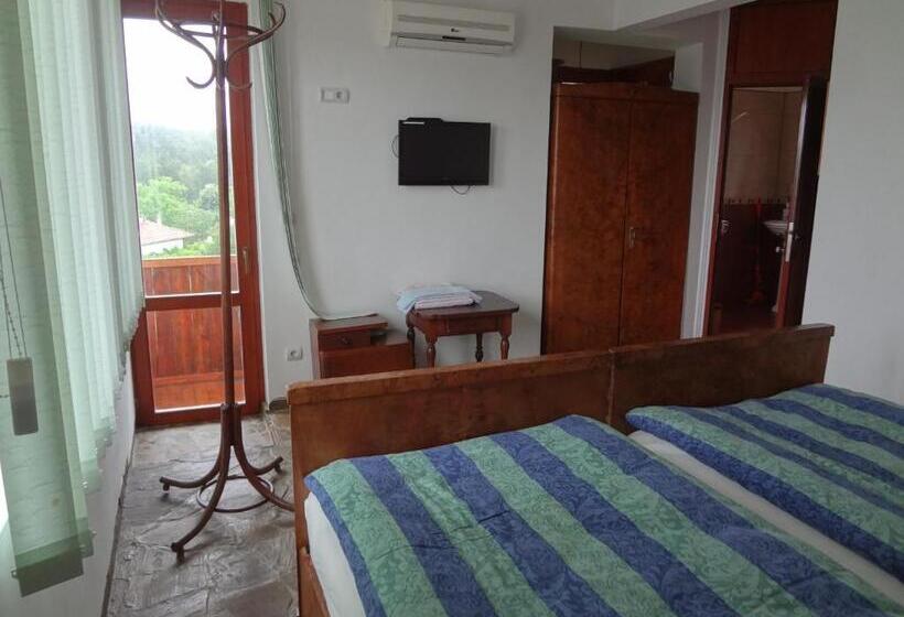 پانسیون Guest House Diabora