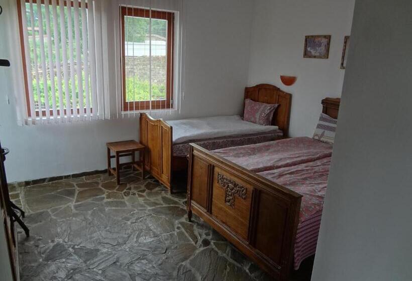 پانسیون Guest House Diabora