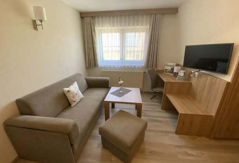 ペンション Privatzimmer Und Ferienwohnungen Leeb